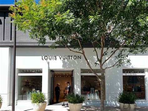 louis vuitton walnut creek mo.